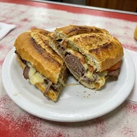 Fleischkäse-Sandwich, Bratwurst-Hüsli