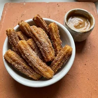 Cinnamon Sugar Churros, Taquería El Güero