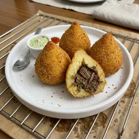 Arancino al ragù, Friggitoria 'O Cuoppo