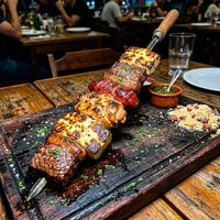 Pincho mixto, Asadero El Carbón