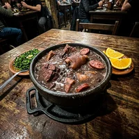 Feijoada da casa, Casa Jabuticaba