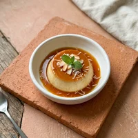 Flan de Coco, Luna Roja