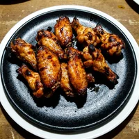 Alitas al carbón (10), Pollos al Carbón La Norteña