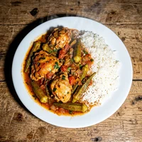 Pollo en salsa verde, Pollos al Carbón La Norteña