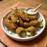 Jalapeños Rellenos (6 pz), La Burritería de Pancho