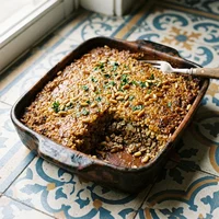 Kibbeh Bil Saniyeh, Teta's Table
