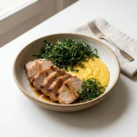 Rôti de porc-purée, Le Réfectoire