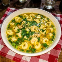 Tortellini in brodo, Brodo & Basta