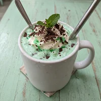 Malteada de menta con chocolate, Nevería La Copa de Plata