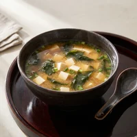 油揚げの味噌汁, 手巻き処 ひより
