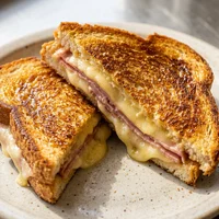 Tosta mista da padaria, Carcaça Dourada