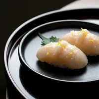 Nigiri pétoncle (2 pièces), Shirokuma