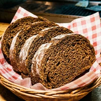Honig-Malzbrot, Korn & Kruste