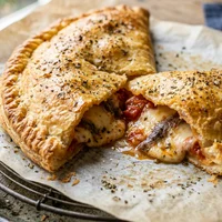 Calzone fritto al pomodoro, Rosticceria Zagara