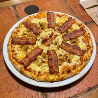 Flammkuchen Elsässer Art, Elsässer Ofenstube