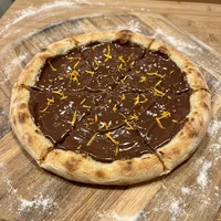 بيتزا الشوكولاتة, بيتزا العائلة