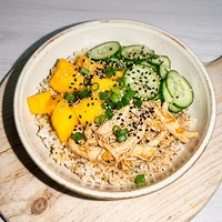 Poke pollo e mango, Onda Poke Bar