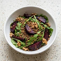 Rote-Bete-Linsensalat, Blattwerk