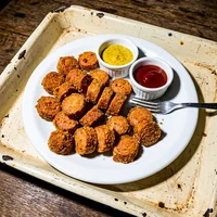 Salchipapas, Sanguchería Doña Tula