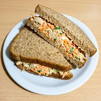 Sandwich poulet-mayonnaise, Chez Mémé Lucette