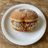Cannoncino alla crema, Pasticceria Caffè Fiordaliso