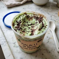 Litro de menta con cacao, Hoja Fresca Helados Veganos