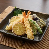 Seasonal Tempura (8 pcs), Nami Izakaya