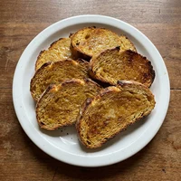 टोस्ट, हिमालयन थुकपा घर