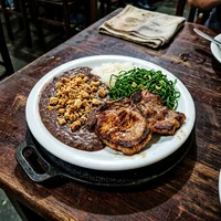 Virado a la paulista, Dona Flor Cozinha