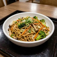 Yakisoba de verduras, Hanami Sushi & Wok